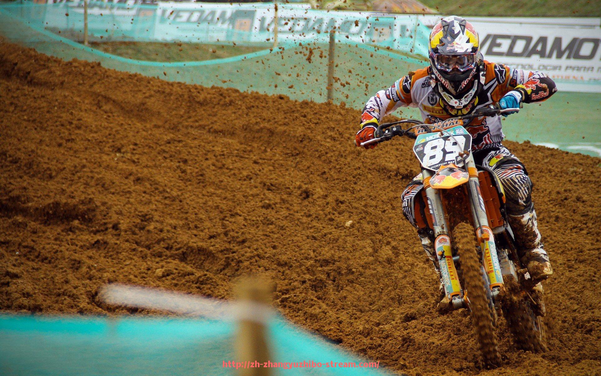 章鱼直播-健身器材展会中规划与体育行业发展趋势分析